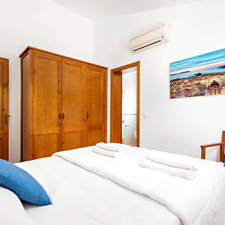 Cozy Beachfront From Space Holiday home
